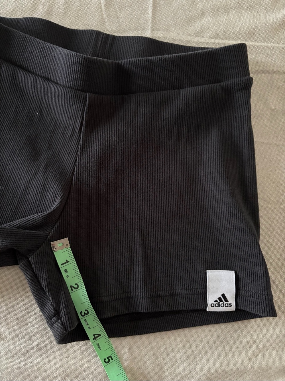 Adidas Women’s LNG Ribbed shorts - Picture 4 of 5